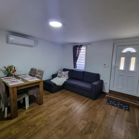 Danijela Holiday home *